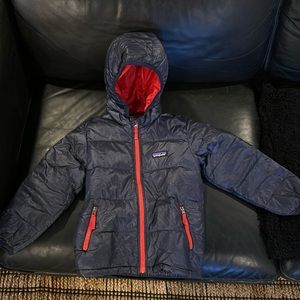 Boys Patagonia Jacket - navy and red sz 4T